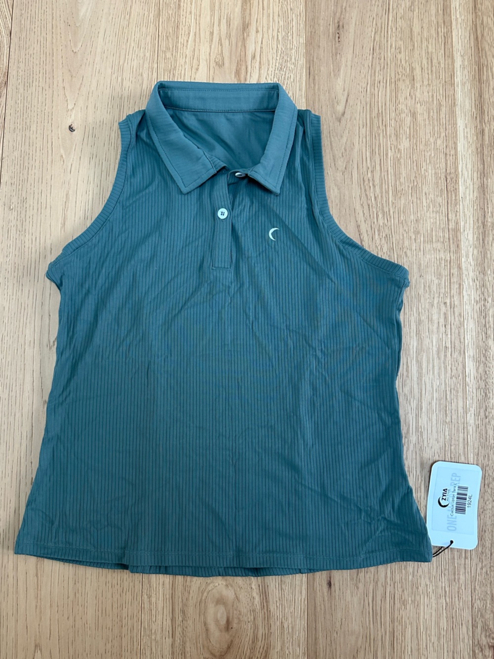 ZYIA 🌵 Cactus Upton Sleeveless Polo Tank
